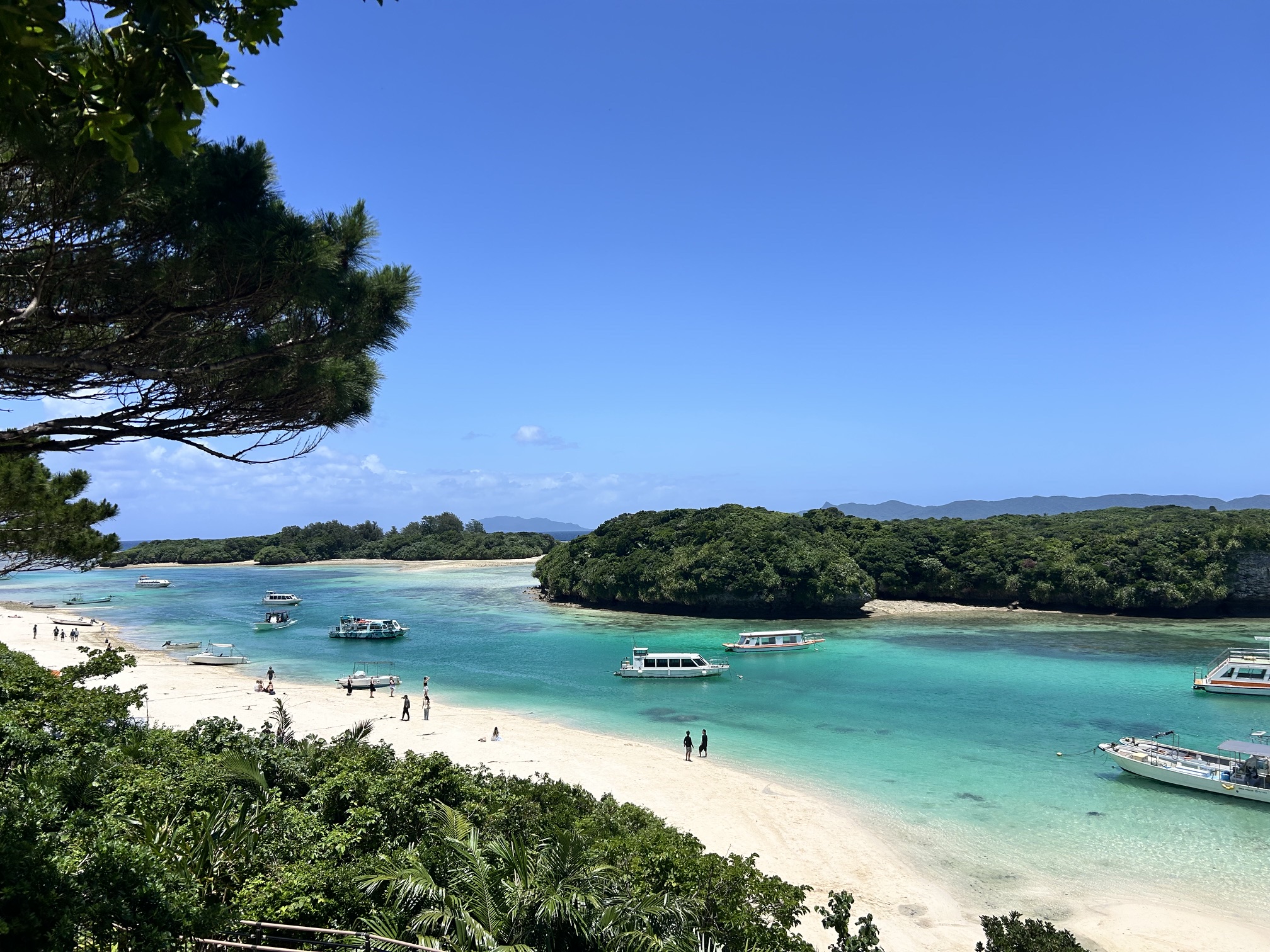 引き潮の川平湾☆